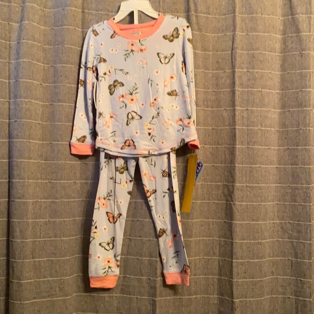 NWT  Sleep on it, girls 2pc. Pajama set, butterflies and flowers
